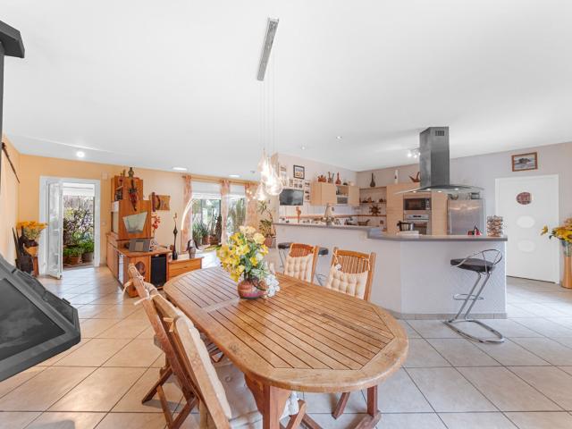Côte chalonnaise, maison à Givry de 170 m² avec 4 chambres 170m² Givry