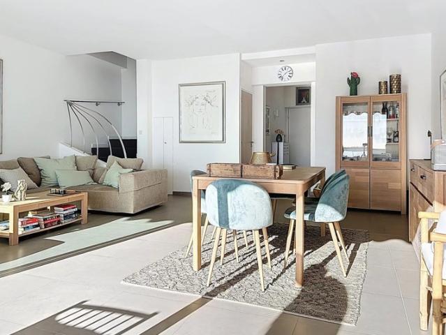 Côte d’Azur: Très beau duplex avec vue panoramique
