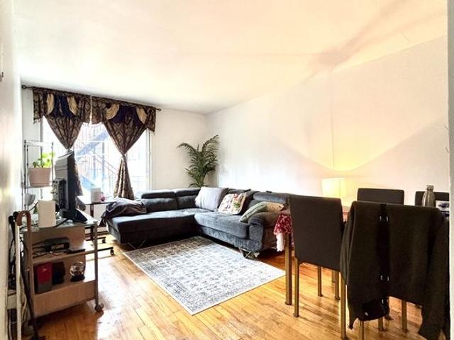 Cote Des Neiges, Grand 3.5 Libre 1er Jui