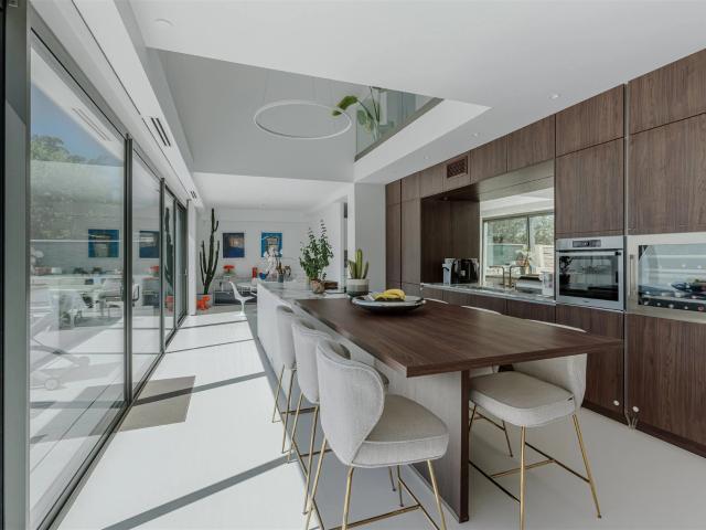 Côte Pavée Contemporaine avec Piscine. 165m² Toulouse