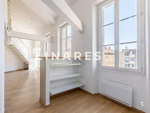 CÔTÉ PORT Appartement T4 Duplex de 78 m2 13002 Hôtel de Vil