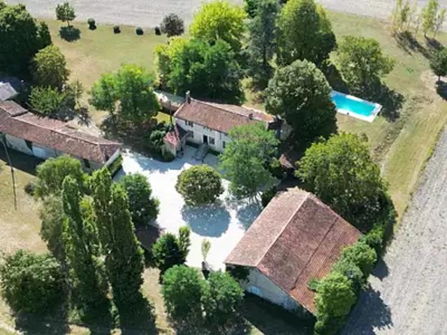 Côteaux du Blanzacais 16250 Achat / Vente maison