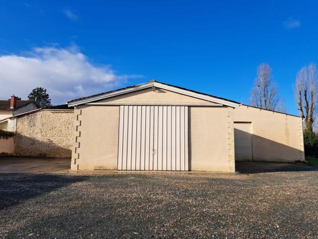 Côteaux de Saint Macaire, Bâtiments agricoles de 785 m2 785m² Saint Macaire
