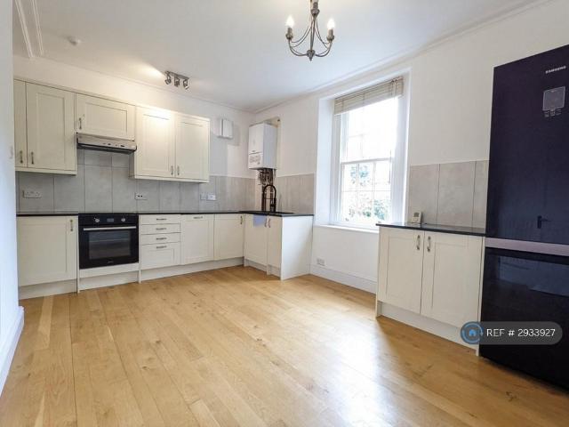 Cotham Road, Bristol, BS6 2 bed flat to rent £2,250 pcm £519 pw
