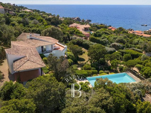 Coti Chiavari, Villa 6 chambres, piscine, vue mer, plage à p. 254m² Coti Chiavari