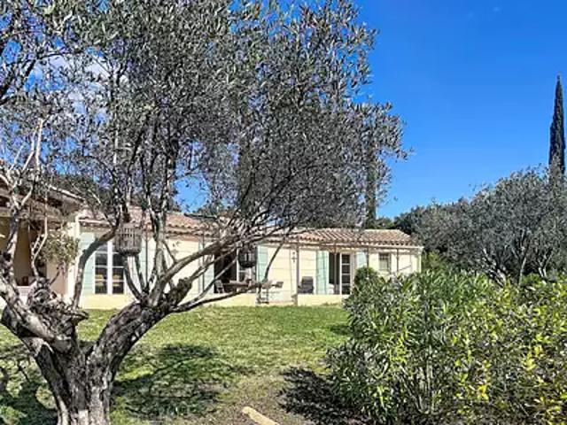 Cotignac 83570 Achat / Vente maison 8 pièces t8 piscine