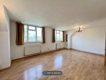Cotswold Court, London N11, 2 bed flat to rent, £1,800 pcm | PrimeLocation