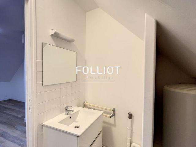 COUTANCES: appartement T1 14 m� en location