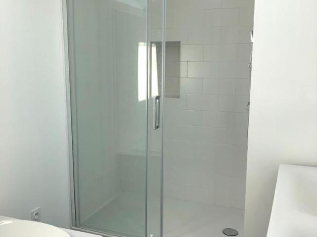 COUTANCES, appartement trois pièces rénové de 75 m2