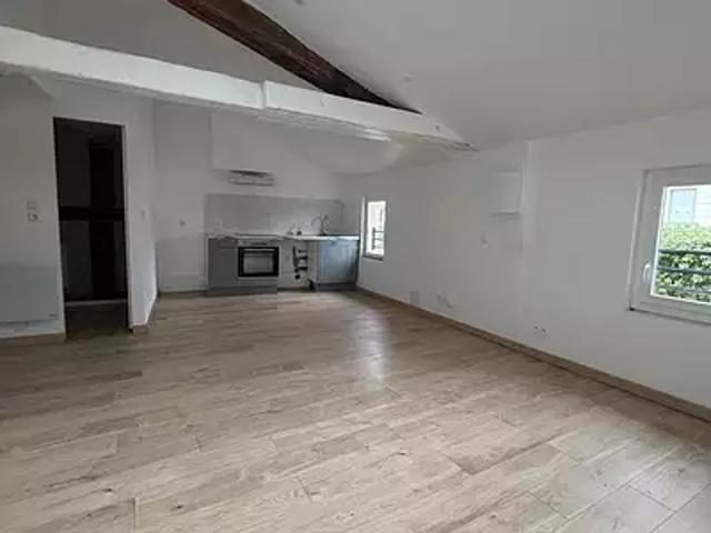 Coutras 33230 Location appartement 2 pièces t2
