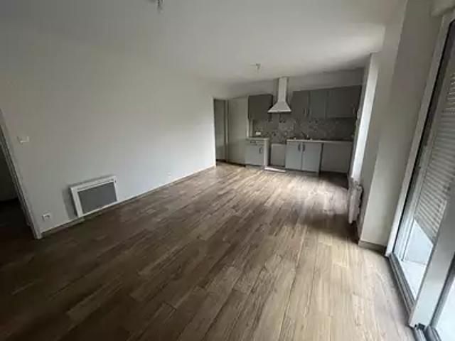 Coutras 33230 Location appartement 3 pièces t3 terrasse
