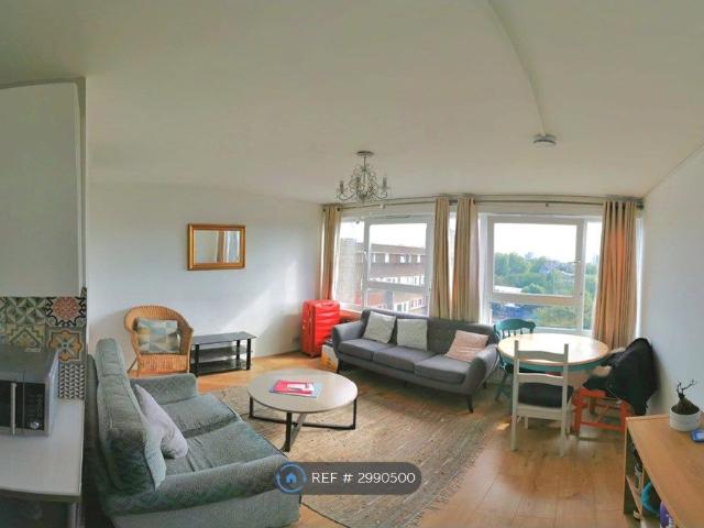 Couzens House, London E3, 2 bed flat to rent, £2,300 pcm | PrimeLocation