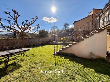 Couzon au mont d'or 69270 Maison de village 174 m2 Terrain de 350 m2 ttes commodités gare SNCF