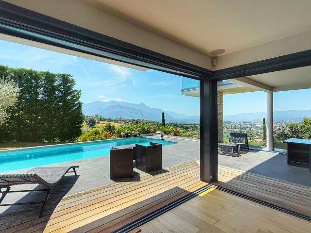 COUBLEVIE, Villa d'architecte avec prestations haut de gamme