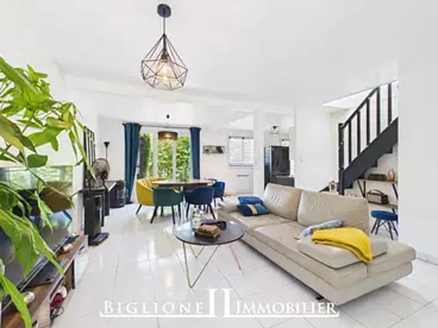 Coubron 93470 Achat / Vente maison 6 pièces t6 terrasse parking