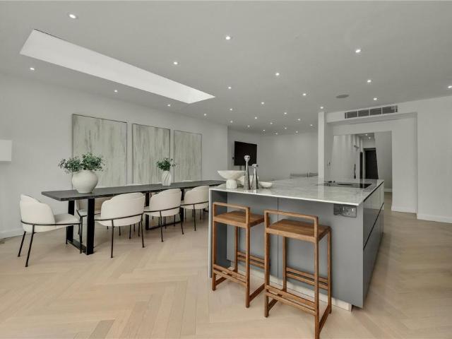 Couchmore Avenue, Esher, Surrey, KT10 3 bed semi detached house to rent £4,500 pcm £1,038 pw