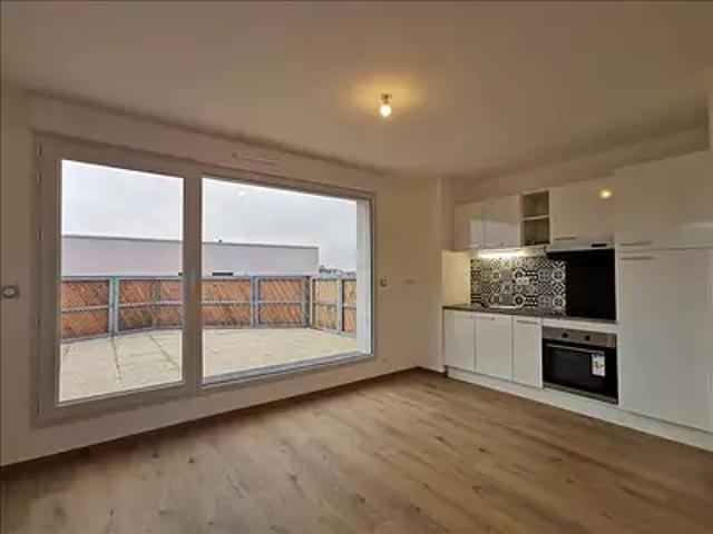 Couëron 44220 Location appartement 3 pièces t3 au dernier étage terrasse