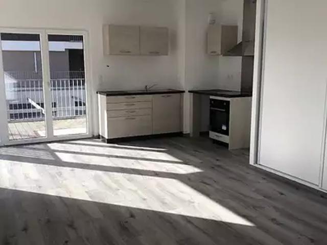 Couëron 44220 Location appartement 4 pièces t4 balcon parking