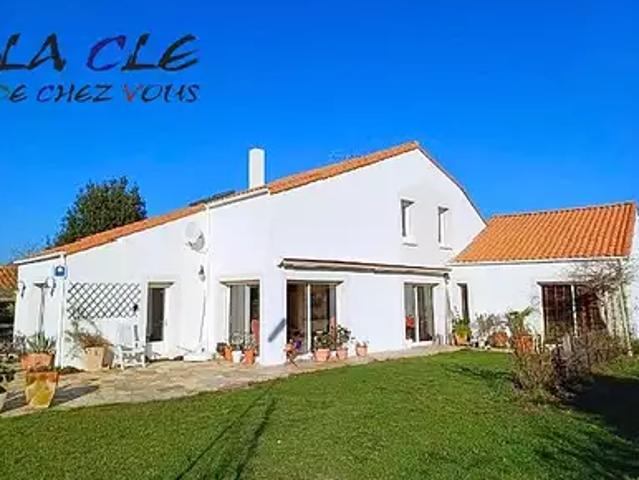 Coulonges sur l'Autize 79160 Achat / Vente maison 9 pièces t9