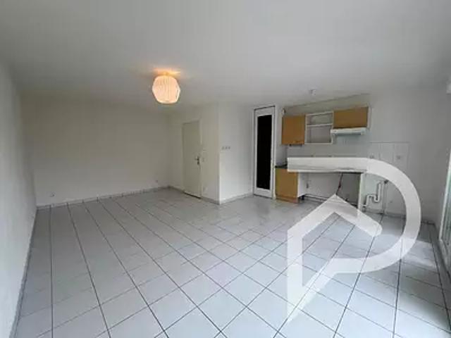 Coulounieix Chamiers 24660 Location appartement 2 pièces t2 piscine parking