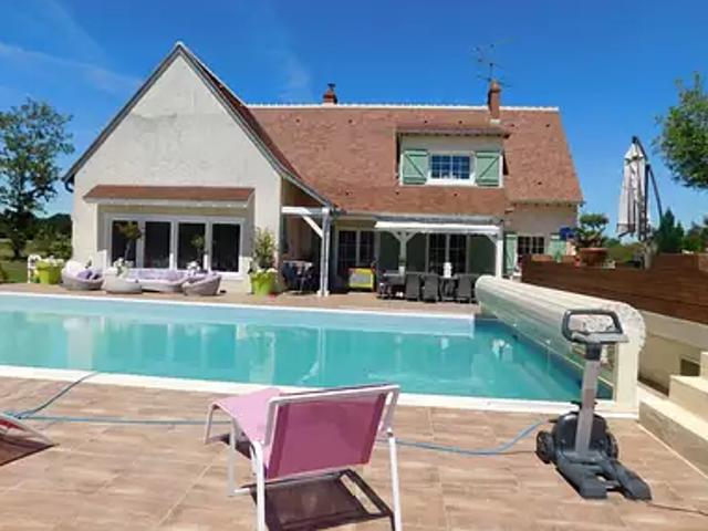 Coulmiers 45130 Achat / Vente maison 7 pièces t7 piscine