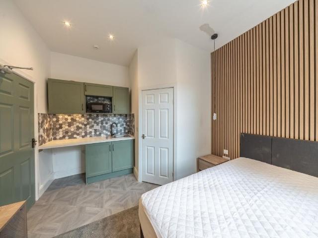 Coundon Road, City Centre, Coventry CV1, Studio to rent, £750 pcm | PrimeLocation