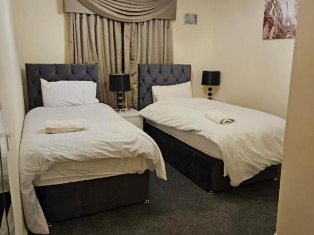 Countess Way, Broughton MK10 2 bed flat to rent £2,400 pcm £554 pw
