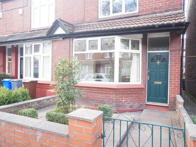 Countess Road, Manchester, M20 2 bed terraced house to rent £1,500 pcm £346 pw