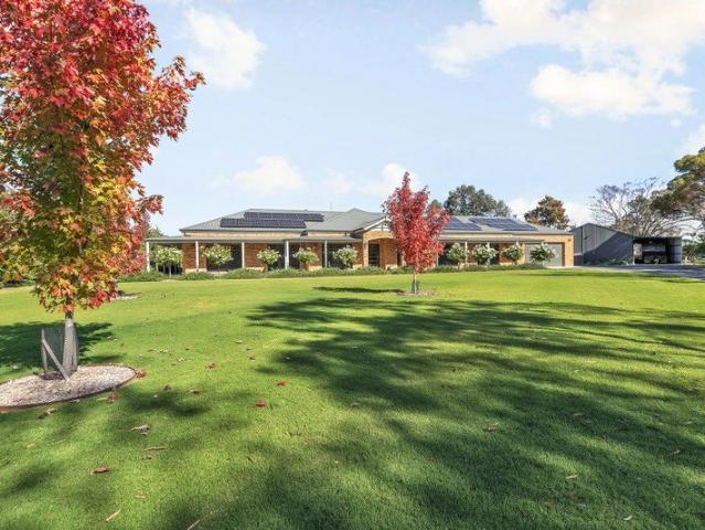 Country Manor