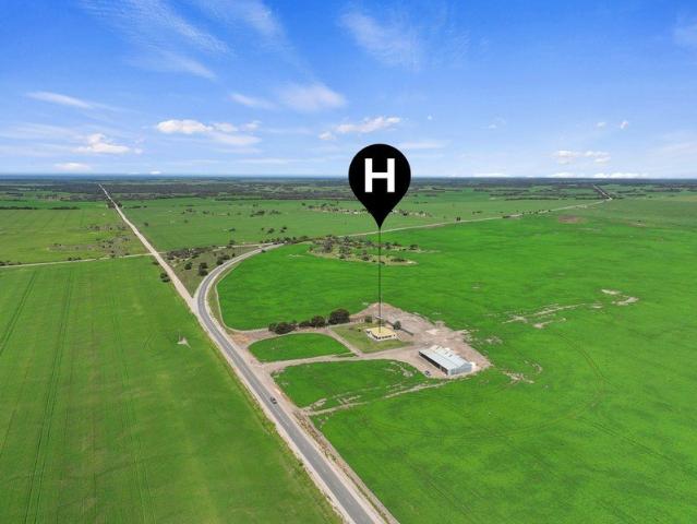 Country Character, Homestead Charm & Endless Potential