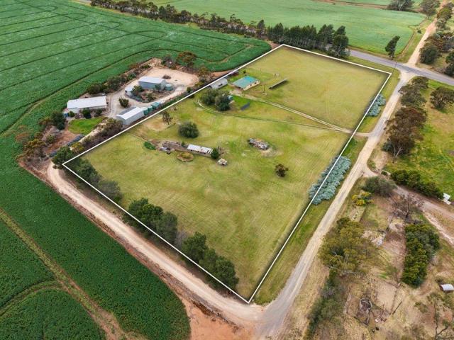Country Character, Space & Opportunity on 5.3 Acres