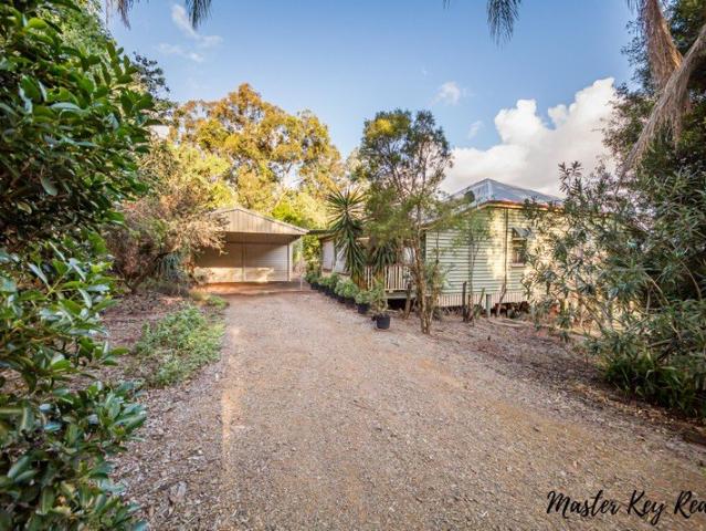 Country Charm, Million Dollar Views and Plenty of Room to Breathe