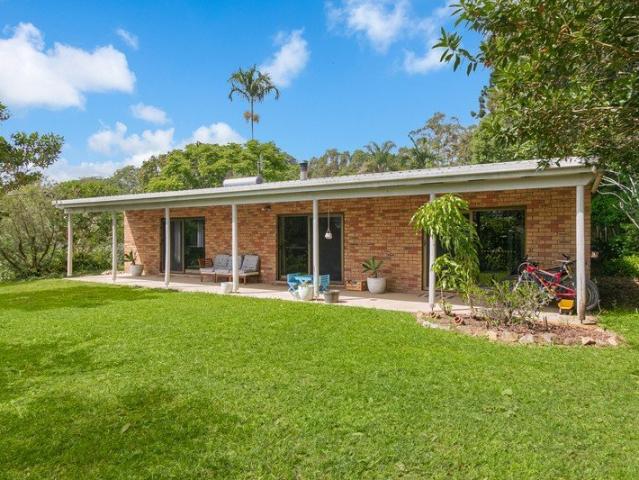 Country Charm and a Peaceful Hinterland Lifestyle