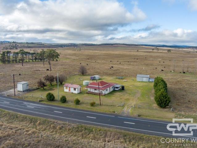 Country Charm and Comfortable Family Living