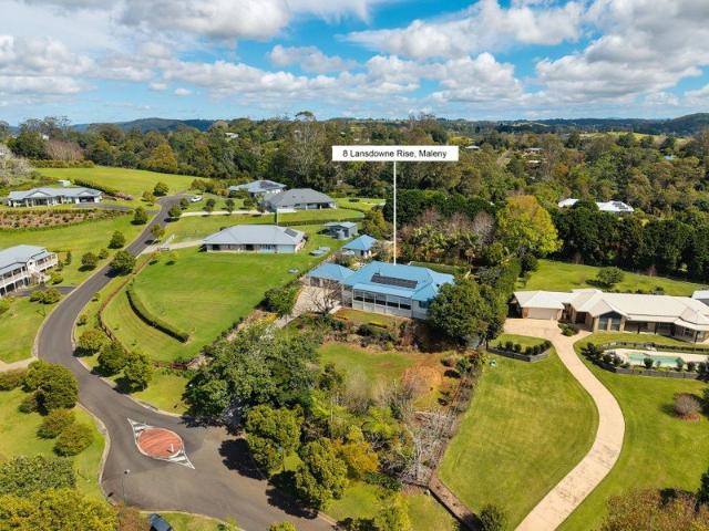 COUNTRY CHARM TIMELESS CHARACTER STUNNING VIEWS