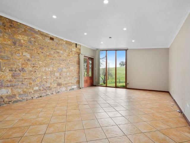 Country charm with a modern twist