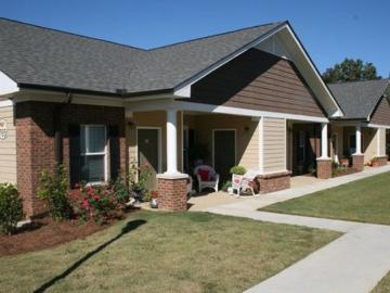 Clarke County, Alabama, Alabama, USA - Equipped kitchen