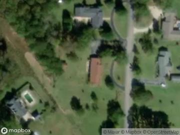 Country Club Dr