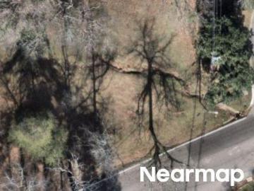 Country Club Dr