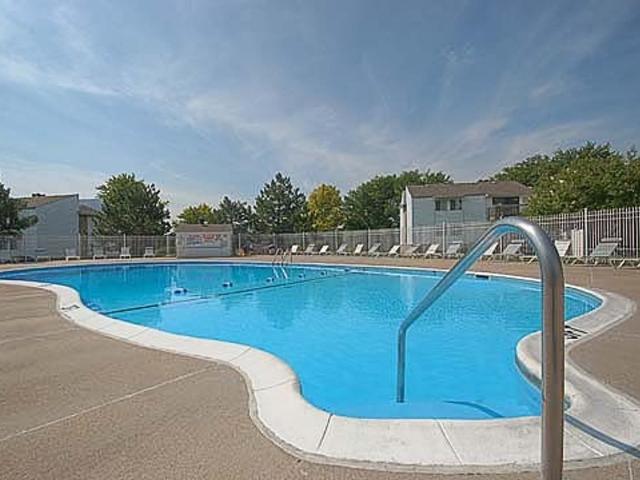 Country Club Village 1 Bedroom Apartment for Rent at 5344 S 99th St, Omaha, NE 68127