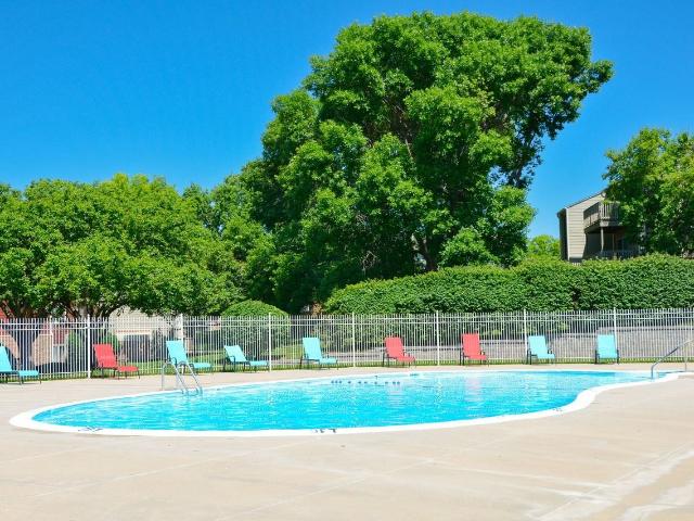 Country Club Village 2 Bedroom Apartment for Rent at 5344 S 99th St, Omaha, NE 68127