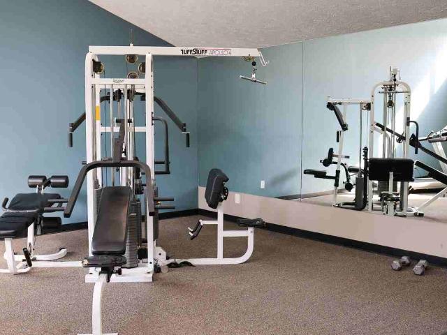 Country Club Village 2 Bedroom Apartment for Rent at 5344 S 99th St, Omaha, NE 68127