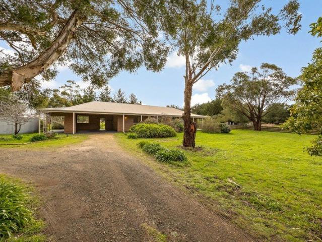 Country Comfort on 38.4 Acres Approx