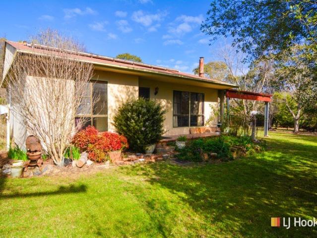 Country Cottage Living on the Edge of the Magnificent Capertee Valley