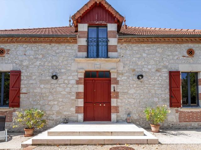 Country Estate 637m² Lauzerte