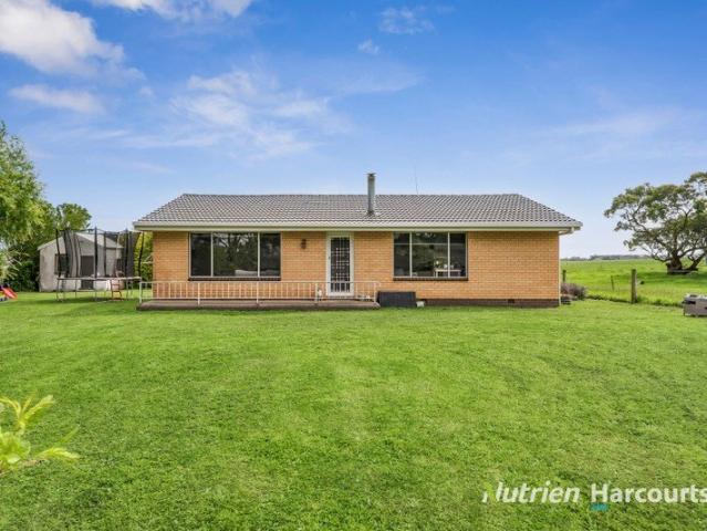 Country Home on 3 Acres Between Timboon & Port Campbell