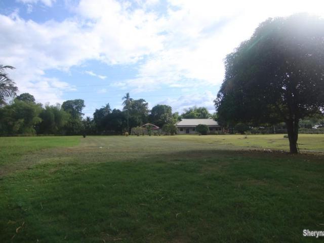 COUNTRY HOUSE AND LOT FOR SALE ID 14645
