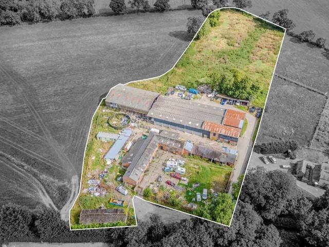 Country house for sale