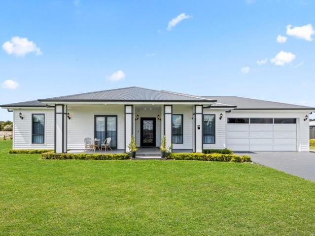 Country Luxury in Prestigious Run o Waters