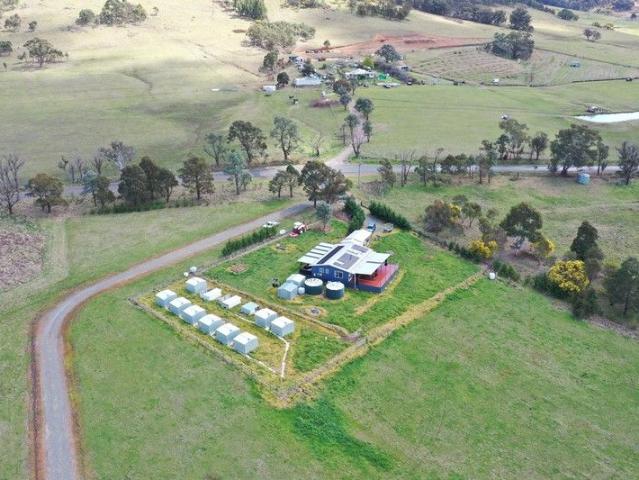 Country Lifestyle Close to Town